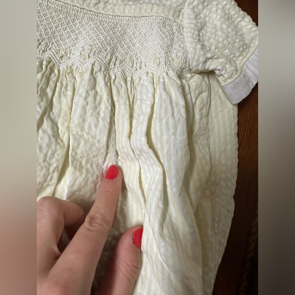 Strasburg Yellow/White Hand Smocked Bubble for Newborn - Picture 4 of 11